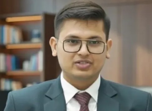 ਯੂ. ਪੀ. ਐਸ. ਸੀ. ਵਿਚ ਟਾਪਰ ਬਣੇ ਅਨੁਜ ਅਗਨੀਹੋਤਰੀ