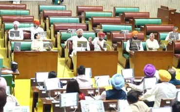 ਵਿਧਾਨ ਸਭਾ ਵਿਚ ਚੀਮਾ ਤੇ ਖਹਿਰਾ ਵਿਚਕਾਰ ਹੋਈ ਜ਼ਬਰਦਸਤ ਬਹਿਸ