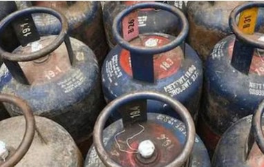 ਵਪਾਰਕ ਗੈਸ ਸਿਲੰਡਰਾਂ ਦੀ ਸਪਲਾਈ ਕਾਰਨ ਵੱਖ-ਵੱਖ ਕਾਰੋਬਾਰ ਪ੍ਰਭਾਵਿਤ