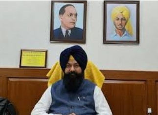 ਪੰਜਾਬ ਰਾਜ ਅਨੁਸੂਚਿਤ ਜਾਤੀ ਕਮਿਸ਼ਨ ਨੇ ਲਿਆ ਸੂ-ਮੋਟੋ